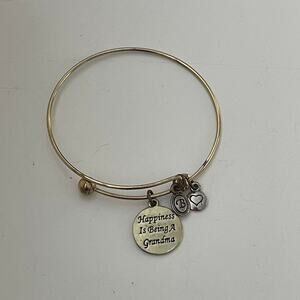 Brighton bangle bracelet gold tone jewelry HAPPINESS IS BEING A GRANDMA *flaw